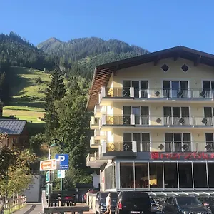 Herzblut - Joker Card Included In Summer 4* Saalbach-Hinterglemm